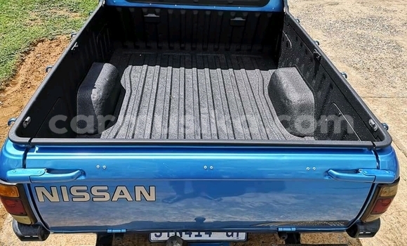 Acheter Occasion Voiture Nissan 100NX Bleu à Beitbridge, Matabeleland South Acheter Occasion Voiture Nissan 100NX Bleu à Beitbridge, Matabeleland South