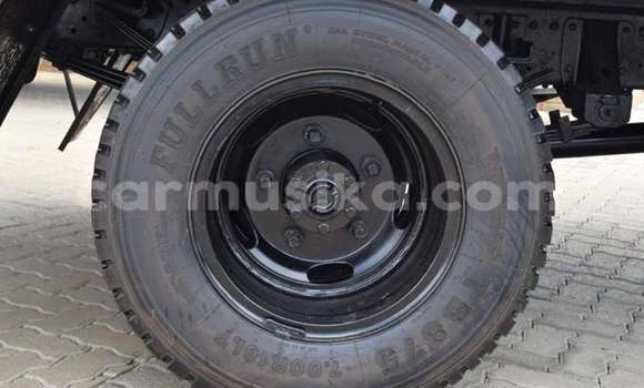 Acheter Occasion Voiture Nissan Urvan Blanc à Beitbridge, Matabeleland South Acheter Occasion Voiture Nissan Urvan Blanc à Beitbridge, Matabeleland South