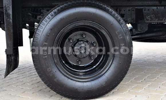 Acheter Occasion Voiture Nissan Urvan Blanc à Beitbridge, Matabeleland South Acheter Occasion Voiture Nissan Urvan Blanc à Beitbridge, Matabeleland South