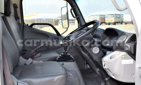 Tenga Tsaru Toyota Dyna Chena Mota in Beitbridge in Matabeleland South Tenga Tsaru Toyota Dyna Chena Mota in Beitbridge in Matabeleland South