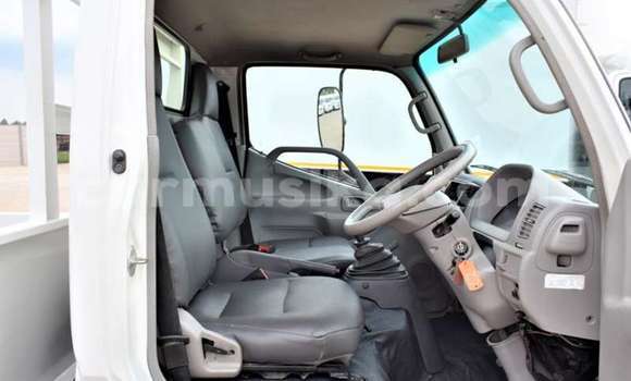 Tenga Tsaru Toyota Dyna Chena Mota in Beitbridge in Matabeleland South Tenga Tsaru Toyota Dyna Chena Mota in Beitbridge in Matabeleland South