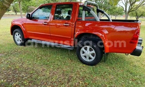 Acheter Occasion Voiture Isuzu KB Rouge à Beitbridge, Matabeleland South Acheter Occasion Voiture Isuzu KB Rouge à Beitbridge, Matabeleland South