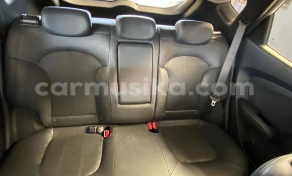 Nunua Ilio tumika Hyundai ix35 Nyeupe Gari ndani ya Beitbridge nchini Matabeleland Kusini Nunua Ilio tumika Hyundai ix35 Nyeupe Gari ndani ya Beitbridge nchini Matabeleland Kusini