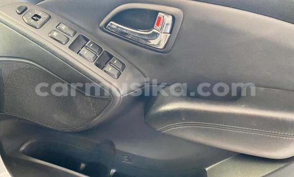 Nunua Ilio tumika Hyundai ix35 Nyeupe Gari ndani ya Beitbridge nchini Matabeleland Kusini Nunua Ilio tumika Hyundai ix35 Nyeupe Gari ndani ya Beitbridge nchini Matabeleland Kusini