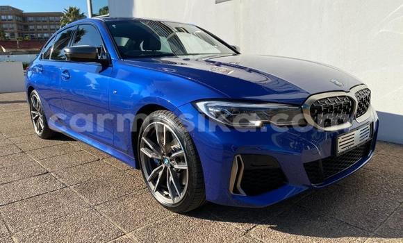 Tenga Tsaru BMW 3–Series Bhuruu Mota in Beitbridge in Matabeleland South