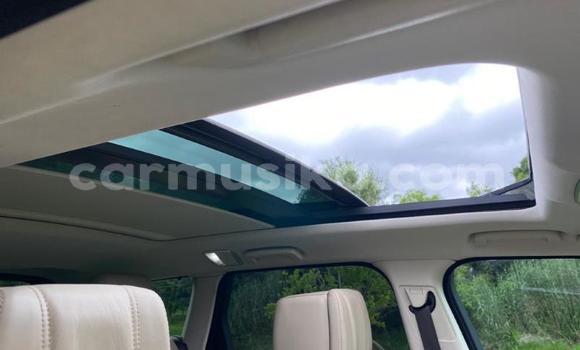 Acheter Occasion Voiture Land Rover Range Rover Sport Beige à Beitbridge, Matabeleland South Acheter Occasion Voiture Land Rover Range Rover Sport Beige à Beitbridge, Matabeleland South