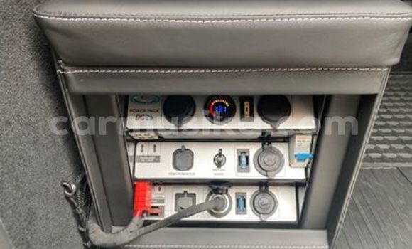 Acheter Occasion Voiture Mercedes‒Benz GLA-klasse AMG Blanc à Beitbridge, Matabeleland South Acheter Occasion Voiture Mercedes‒Benz GLA-klasse AMG Blanc à Beitbridge, Matabeleland South