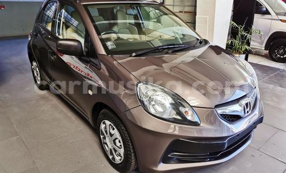 Nunua Ilio tumika Honda Brio Brown Gari ndani ya Beitbridge nchini Matabeleland Kusini