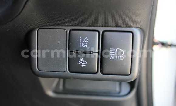 Acheter Occasion Voiture Toyota Aqua Blanc à Beitbridge, Matabeleland South Acheter Occasion Voiture Toyota Aqua Blanc à Beitbridge, Matabeleland South