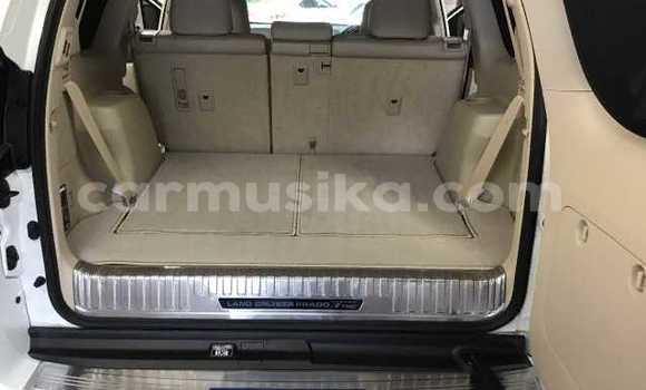 Acheter Occasion Voiture Toyota Land Cruiser Prado Blanc à Beitbridge, Matabeleland South Acheter Occasion Voiture Toyota Land Cruiser Prado Blanc à Beitbridge, Matabeleland South