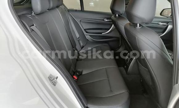 Acheter Occasion Voiture BMW 1-Series Blanc à Beitbridge, Matabeleland South Acheter Occasion Voiture BMW 1-Series Blanc à Beitbridge, Matabeleland South