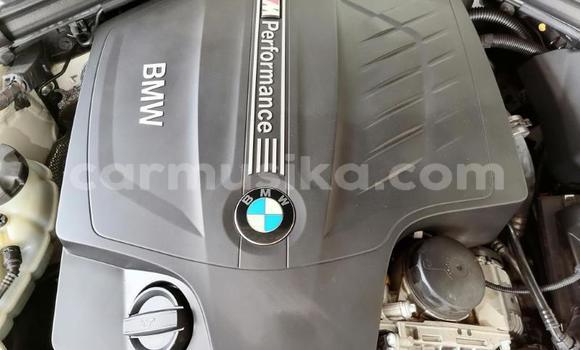 Acheter Occasion Voiture BMW 1-Series Blanc à Beitbridge, Matabeleland South Acheter Occasion Voiture BMW 1-Series Blanc à Beitbridge, Matabeleland South