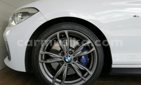 Acheter Occasion Voiture BMW 1-Series Blanc à Beitbridge, Matabeleland South Acheter Occasion Voiture BMW 1-Series Blanc à Beitbridge, Matabeleland South