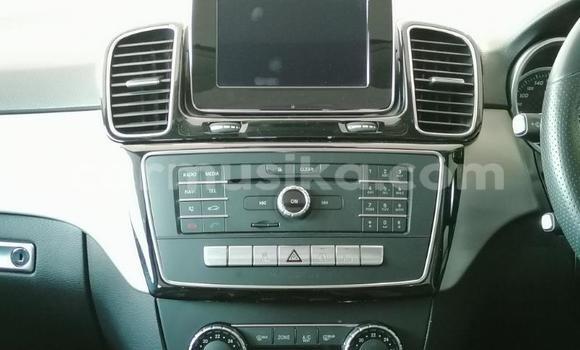 Acheter Occasion Voiture Mercedes‒Benz GLE Blanc à Beitbridge, Matabeleland South Acheter Occasion Voiture Mercedes‒Benz GLE Blanc à Beitbridge, Matabeleland South