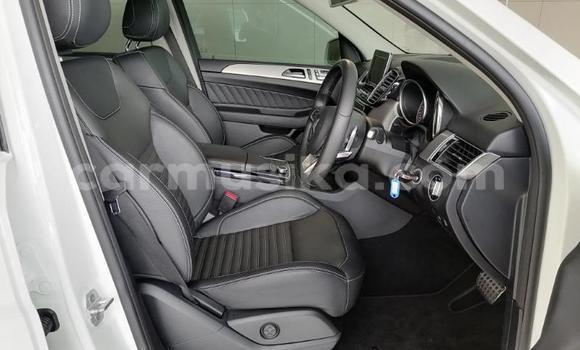 Acheter Occasion Voiture Mercedes‒Benz GLE Blanc à Beitbridge, Matabeleland South Acheter Occasion Voiture Mercedes‒Benz GLE Blanc à Beitbridge, Matabeleland South