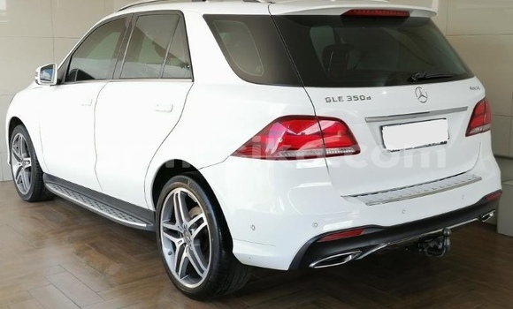Acheter Occasion Voiture Mercedes‒Benz GLE Blanc à Beitbridge, Matabeleland South Acheter Occasion Voiture Mercedes‒Benz GLE Blanc à Beitbridge, Matabeleland South