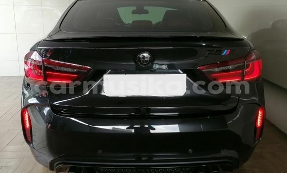 Nunua Ilio tumika BMW X6 M Nyeusi Gari ndani ya Beitbridge nchini Matabeleland Kusini Nunua Ilio tumika BMW X6 M Nyeusi Gari ndani ya Beitbridge nchini Matabeleland Kusini