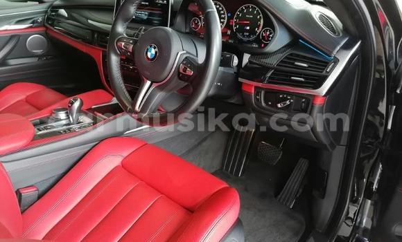 Nunua Ilio tumika BMW X6 M Nyeusi Gari ndani ya Beitbridge nchini Matabeleland Kusini Nunua Ilio tumika BMW X6 M Nyeusi Gari ndani ya Beitbridge nchini Matabeleland Kusini