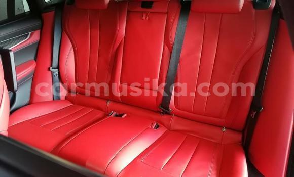 Nunua Ilio tumika BMW X6 M Nyeusi Gari ndani ya Beitbridge nchini Matabeleland Kusini Nunua Ilio tumika BMW X6 M Nyeusi Gari ndani ya Beitbridge nchini Matabeleland Kusini