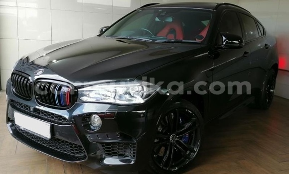 Nunua Ilio tumika BMW X6 M Nyeusi Gari ndani ya Beitbridge nchini Matabeleland Kusini Nunua Ilio tumika BMW X6 M Nyeusi Gari ndani ya Beitbridge nchini Matabeleland Kusini