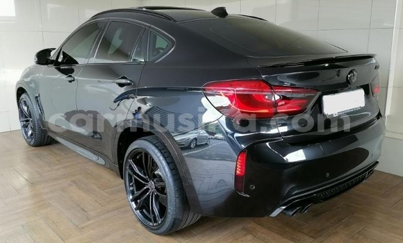 Nunua Ilio tumika BMW X6 M Nyeusi Gari ndani ya Beitbridge nchini Matabeleland Kusini Nunua Ilio tumika BMW X6 M Nyeusi Gari ndani ya Beitbridge nchini Matabeleland Kusini