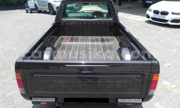 Nunua Ilio tumika Volkswagen Golf Nyeusi Gari ndani ya Beitbridge nchini Matabeleland Kusini Nunua Ilio tumika Volkswagen Golf Nyeusi Gari ndani ya Beitbridge nchini Matabeleland Kusini