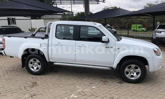 Acheter Occasion Voiture Mazda BT-50 Blanc à Bulawayo, Bulawayo Acheter Occasion Voiture Mazda BT-50 Blanc à Bulawayo, Bulawayo
