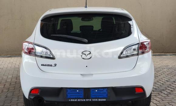 Acheter Occasion Voiture Mazda 3 Blanc à Beitbridge, Matabeleland South Acheter Occasion Voiture Mazda 3 Blanc à Beitbridge, Matabeleland South