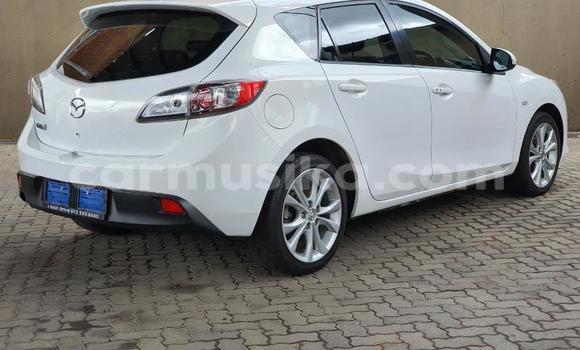 Acheter Occasion Voiture Mazda 3 Blanc à Beitbridge, Matabeleland South Acheter Occasion Voiture Mazda 3 Blanc à Beitbridge, Matabeleland South