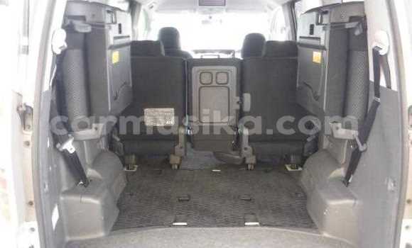 Buy Used Toyota Noah Silver Car in Beitbridge in Matabeleland South Buy Used Toyota Noah Silver Car in Beitbridge in Matabeleland South