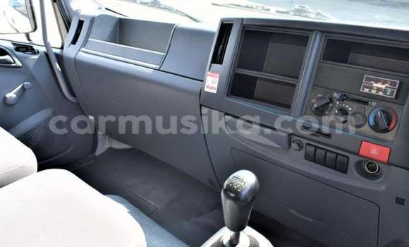 Acheter Occasion Utilitaire Isuzu Elf Blanc à Hwange, Matabeleland Nord Acheter Occasion Utilitaire Isuzu Elf Blanc à Hwange, Matabeleland Nord