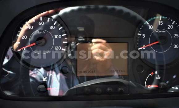 Acheter Occasion Utilitaire Isuzu Elf Blanc à Hwange, Matabeleland Nord Acheter Occasion Utilitaire Isuzu Elf Blanc à Hwange, Matabeleland Nord