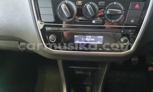 Acheter Occasion Voiture Volkswagen up! Blanc à Beitbridge, Matabeleland South Acheter Occasion Voiture Volkswagen up! Blanc à Beitbridge, Matabeleland South