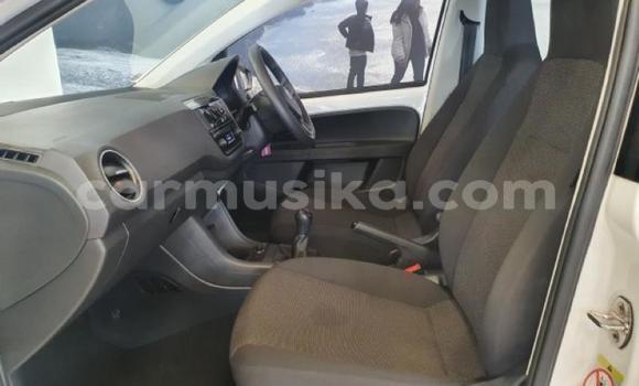 Acheter Occasion Voiture Volkswagen up! Blanc à Beitbridge, Matabeleland South Acheter Occasion Voiture Volkswagen up! Blanc à Beitbridge, Matabeleland South