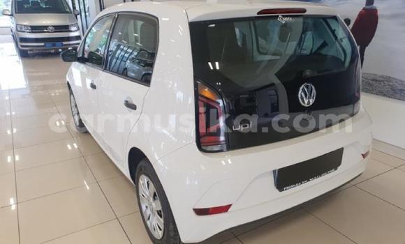 Acheter Occasion Voiture Volkswagen up! Blanc à Beitbridge, Matabeleland South Acheter Occasion Voiture Volkswagen up! Blanc à Beitbridge, Matabeleland South