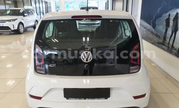 Acheter Occasion Voiture Volkswagen up! Blanc à Beitbridge, Matabeleland South Acheter Occasion Voiture Volkswagen up! Blanc à Beitbridge, Matabeleland South
