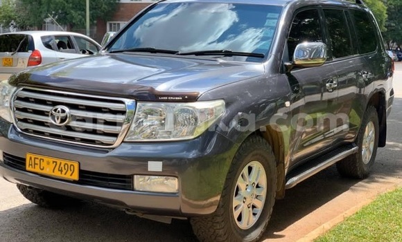 Buy Used Toyota Land Cruiser Prado Other Car in Bulawayo in Bulawayo