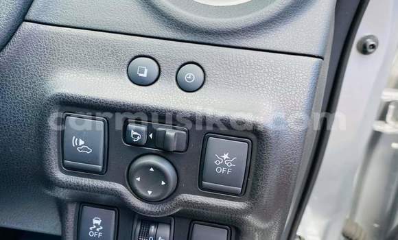 Buy Used Nissan Note Silver Car in Beitbridge in Matabeleland South Buy Used Nissan Note Silver Car in Beitbridge in Matabeleland South