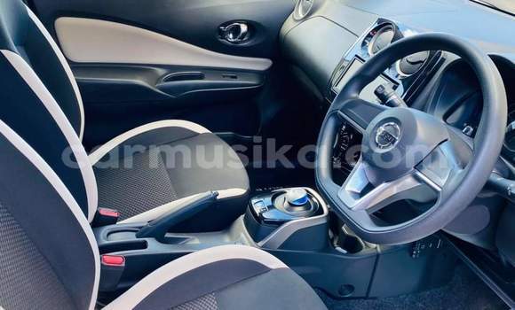 Buy Used Nissan Note Silver Car in Beitbridge in Matabeleland South Buy Used Nissan Note Silver Car in Beitbridge in Matabeleland South