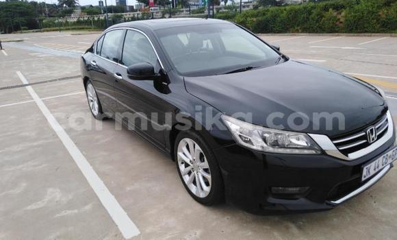 Nunua Ilio tumika Honda Accord Beige Gari ndani ya Beitbridge nchini Matabeleland Kusini Nunua Ilio tumika Honda Accord Beige Gari ndani ya Beitbridge nchini Matabeleland Kusini