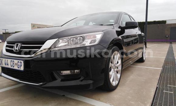 Nunua Ilio tumika Honda Accord Beige Gari ndani ya Beitbridge nchini Matabeleland Kusini Nunua Ilio tumika Honda Accord Beige Gari ndani ya Beitbridge nchini Matabeleland Kusini