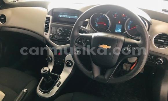 Acheter Occasion Voiture Chevrolet Cruze Blanc à Beitbridge, Matabeleland South Acheter Occasion Voiture Chevrolet Cruze Blanc à Beitbridge, Matabeleland South