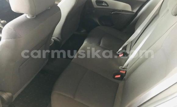 Acheter Occasion Voiture Chevrolet Cruze Blanc à Beitbridge, Matabeleland South Acheter Occasion Voiture Chevrolet Cruze Blanc à Beitbridge, Matabeleland South