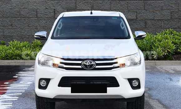 Acheter Occasion Voiture Toyota Hilux Blanc à Beitbridge, Matabeleland South Acheter Occasion Voiture Toyota Hilux Blanc à Beitbridge, Matabeleland South