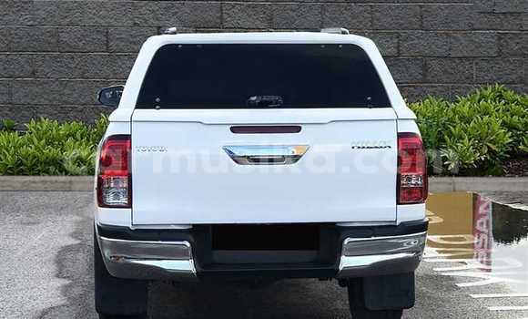 Acheter Occasion Voiture Toyota Hilux Blanc à Beitbridge, Matabeleland South Acheter Occasion Voiture Toyota Hilux Blanc à Beitbridge, Matabeleland South