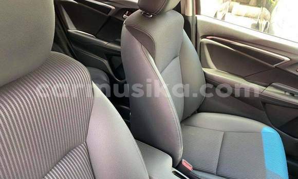 Tenga Tsaru Honda Fit Tsvuku Mota in Beitbridge in Matabeleland South Tenga Tsaru Honda Fit Tsvuku Mota in Beitbridge in Matabeleland South