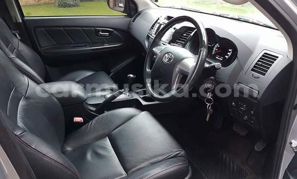 Tenga Tsaru Toyota Fortuner Sirivha Mota in Beitbridge in Matabeleland South Tenga Tsaru Toyota Fortuner Sirivha Mota in Beitbridge in Matabeleland South