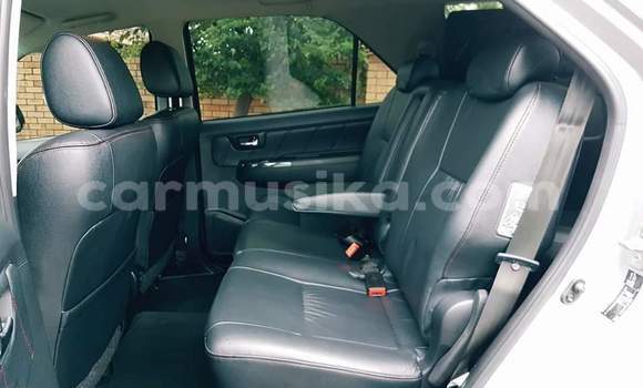 Tenga Tsaru Toyota Fortuner Sirivha Mota in Beitbridge in Matabeleland South Tenga Tsaru Toyota Fortuner Sirivha Mota in Beitbridge in Matabeleland South