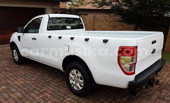 Buy Used Ford Ranger White Car in Beitbridge in Matabeleland South Buy Used Ford Ranger White Car in Beitbridge in Matabeleland South
