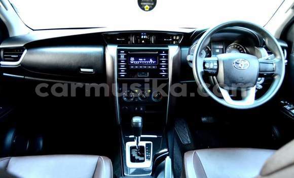 Tenga Tsaru Toyota Fortuner Chena Mota in Beitbridge in Matabeleland South Tenga Tsaru Toyota Fortuner Chena Mota in Beitbridge in Matabeleland South